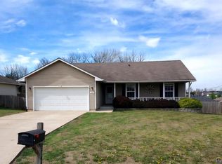 3747 NW Cherry Creek Dr, Topeka, KS 66618