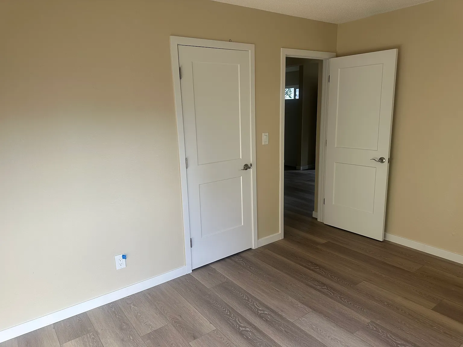 2 bed, 650 sqft, $1,500 — Photo 3