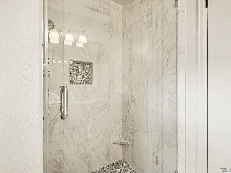 5937 S Jasmine St — Photo 12