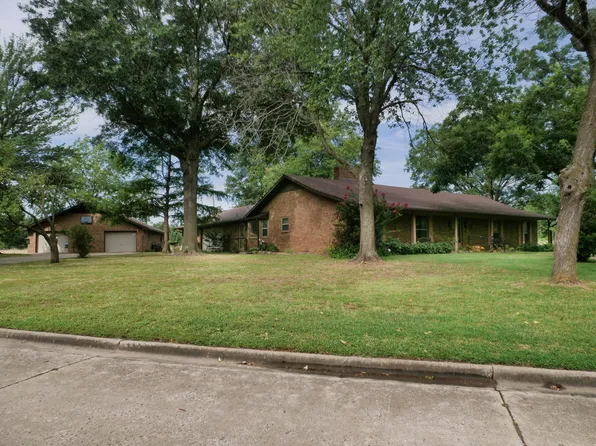 905 24th Ave SW, Miami, OK 74354