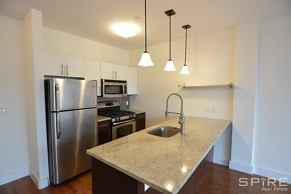 Rented by Spire Group | media 10