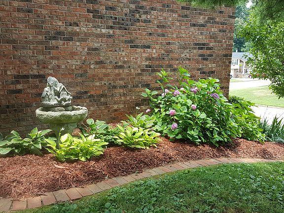 3rd image of 2525 Caren Dr