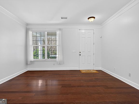 3rd image of 5935 Sharp Dr SE