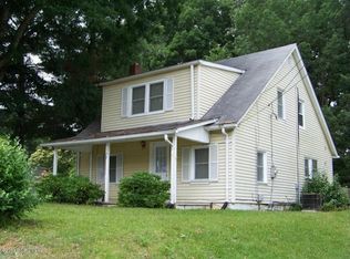 135 Summit Ridge Rd, Christiansburg, VA 24073
