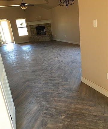 3rd image of 3710 Bettes Ln