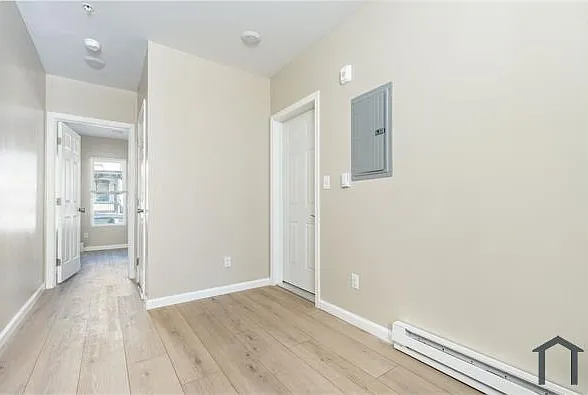 4713 Penn St #E — Photo 4