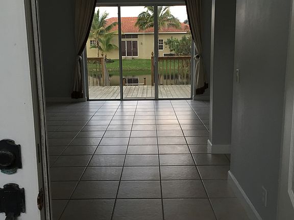 2nd image of 16385 Nw 12 Street