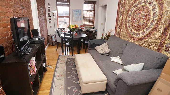 Rented by JM Preston Properties LLC | media 8