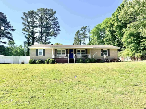 2744 Hollywood Dr, Union City, TN 38261