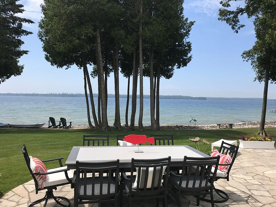 2nd image of 8416 W Bues Point Rd