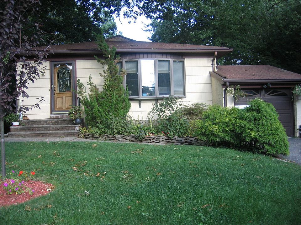 61 Woodvale Ave, Staten Island, NY 10309 Zillow