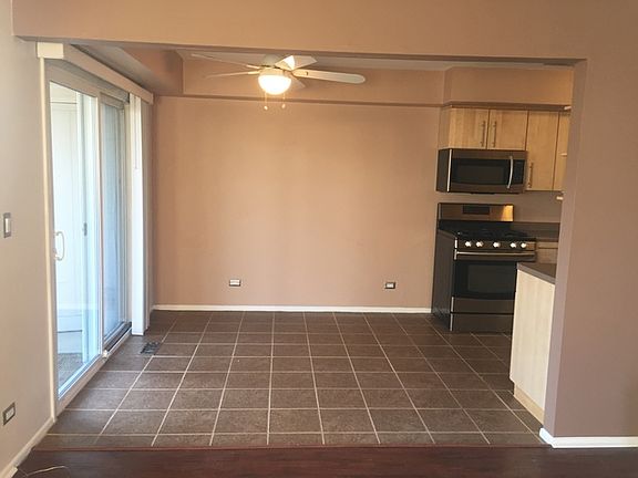 5th image of 1349 Kingsbury Dr Unit 3