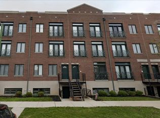 7004 W Medill Ave, Chicago, IL 60707
