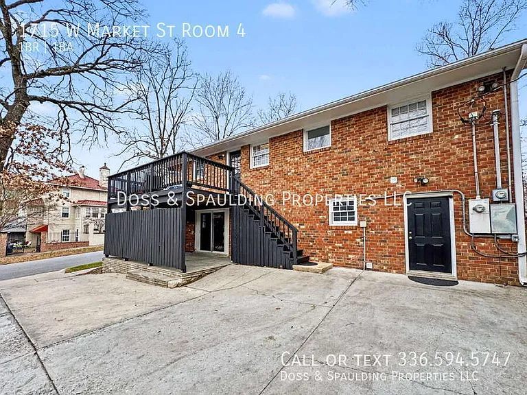 1715 W Market St #4 — Photo 9