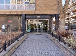 206 Saint George St #304, Toronto, ON M5R 2N6