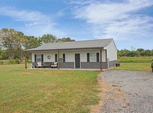 11732 Oktaha Rd, Oktaha, OK 74450