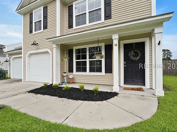 3rd image of 18 Trail Ridge Retreat