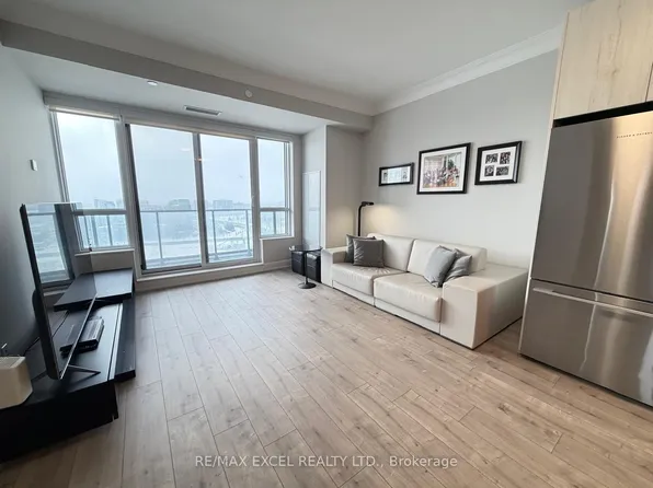 8 Water Walk Dr #2005, Markham, ON L3R 6L4