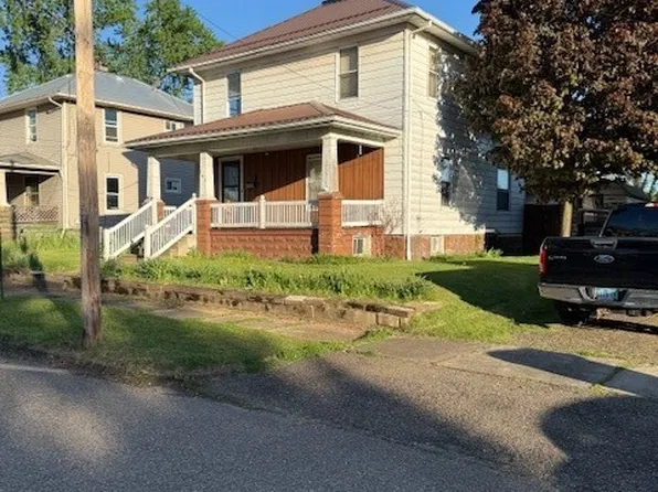 161 W Church St, Newcomerstown, OH 43832