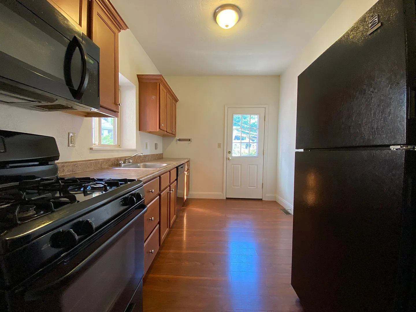 5454 Wilkins Ave photo 1
