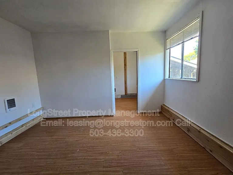 2711 Newton St — Photo 29