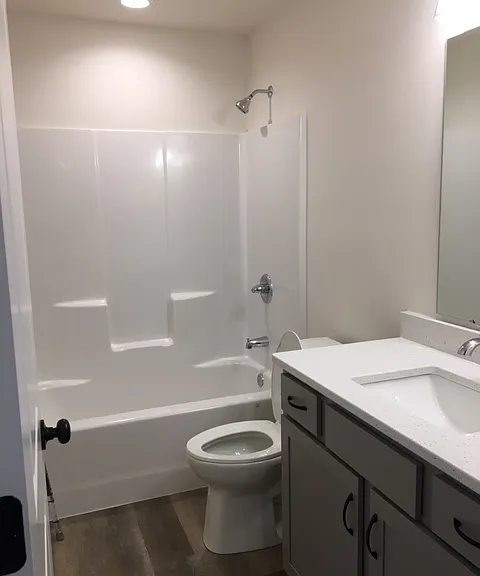 1150 Dahnovan Dr — Photo 15