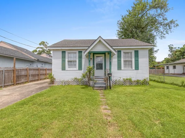 2005 Ernest St, Lake Charles, LA 70601
