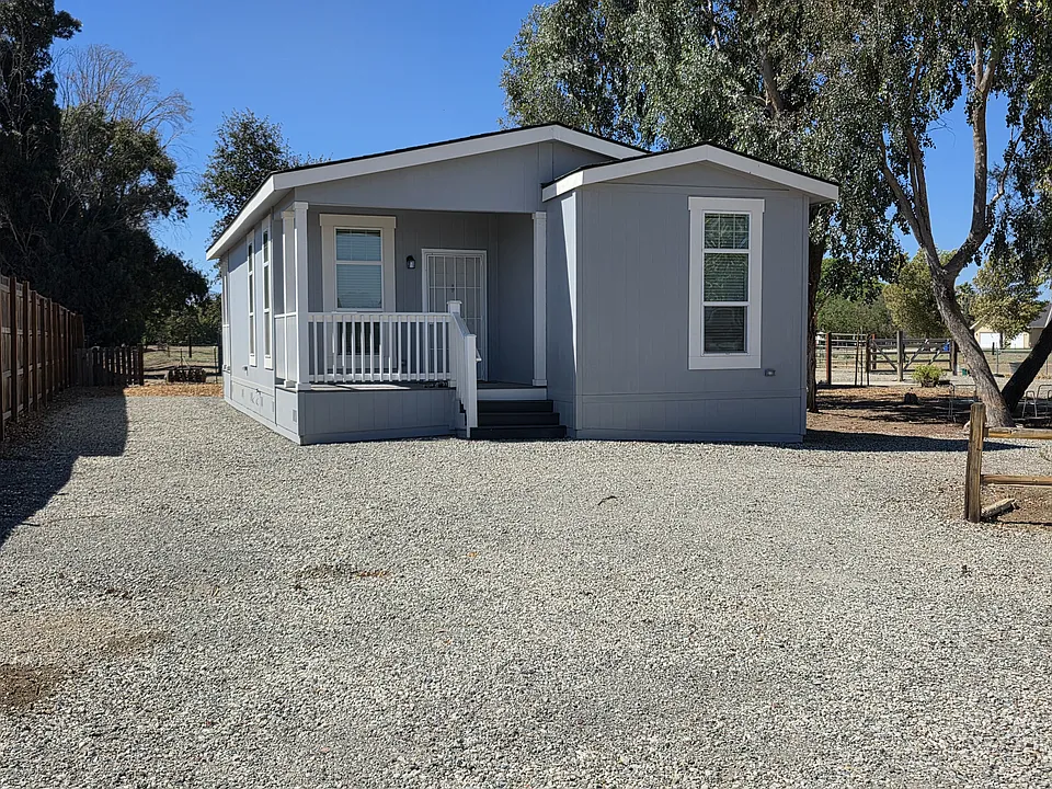 500A Coletas Way