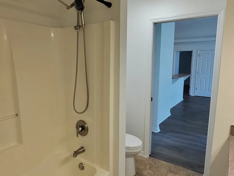 17556 Brentwood Ct — Photo 20