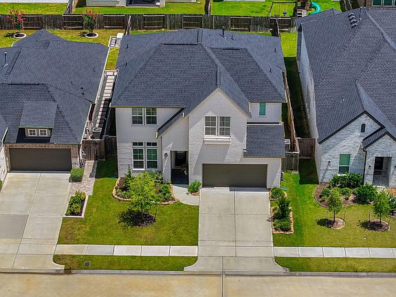 4th image of 9222 Fury Landing Ln