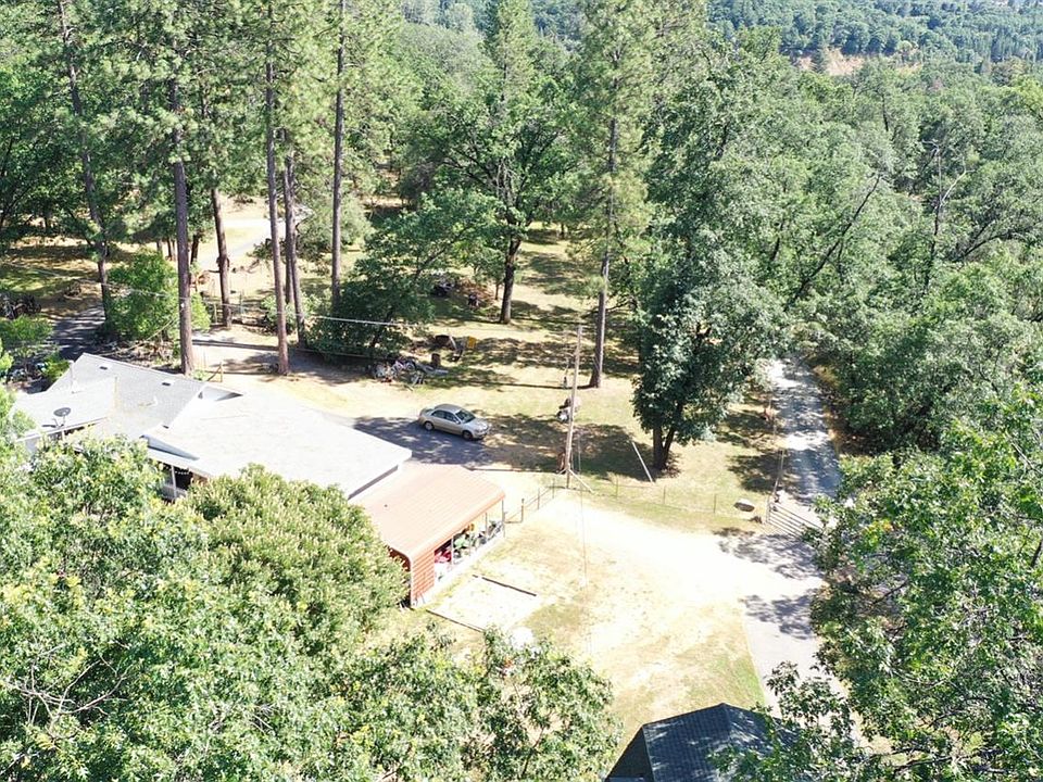 2nd image of 2700 Stone Ln