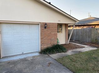 1711 Bahama Dr, Seabrook, TX 77586