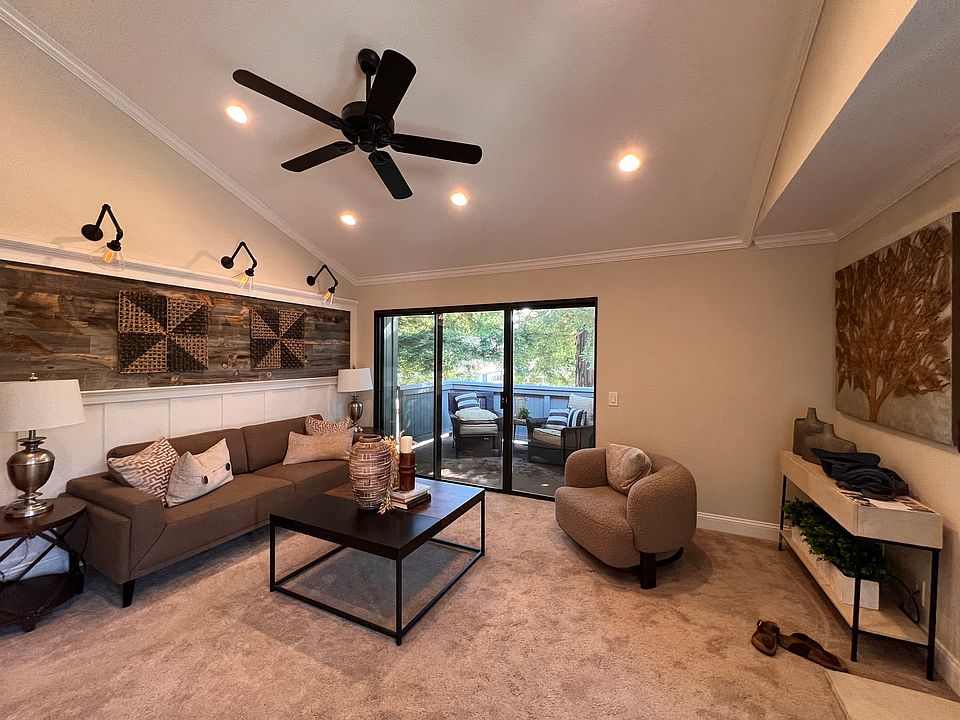 1st image of 202 Compton Cir APT D