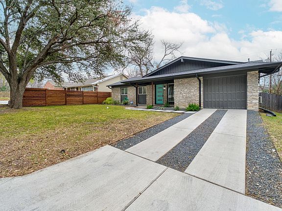 3rd image of 5203 Stone Gate Dr