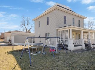 29 Greene St, Walker, IA 52352