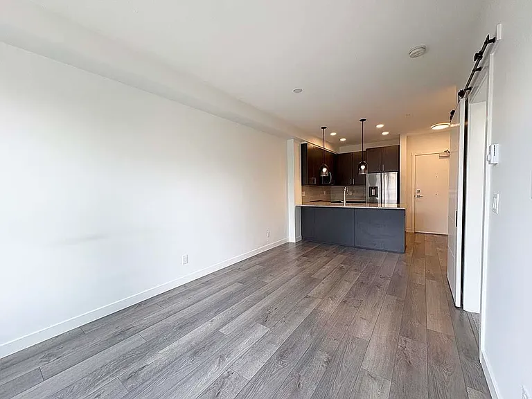 5504 Brydon Cres #203 — Photo 5