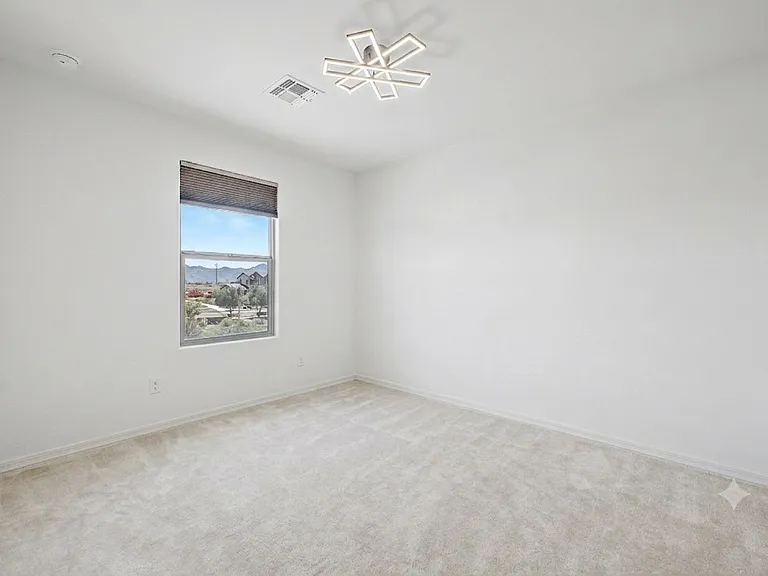 5737 W Getty Dr — Photo 15