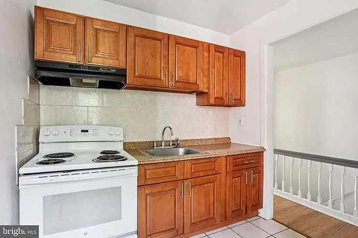 1522 N Frazier St — Photo 14