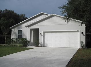 201 Hanging Moss Ln, Lady Lake, FL 32159