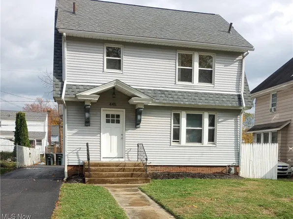 445 Beechwood Dr, Akron, OH 44320