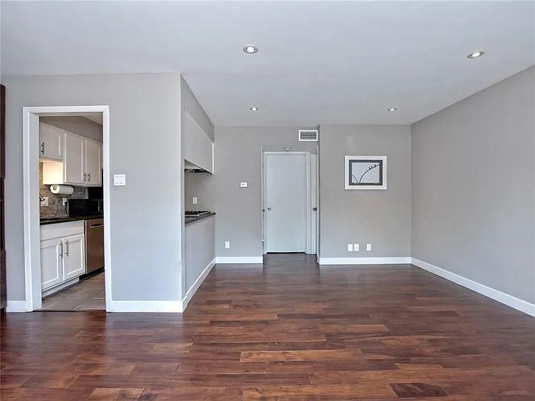 4209 Burnet Rd #101 — Photo 5