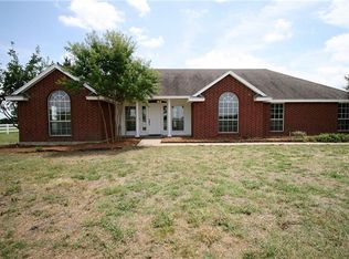 1328 Pierce Rd, Red Oak, TX 75154
