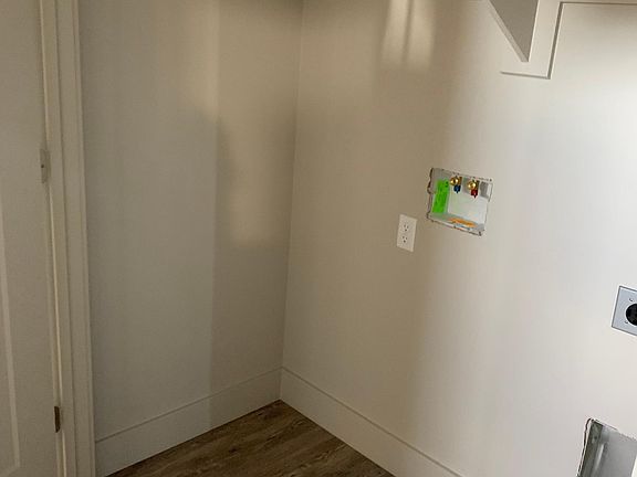 4th image of 3655 E Bate St