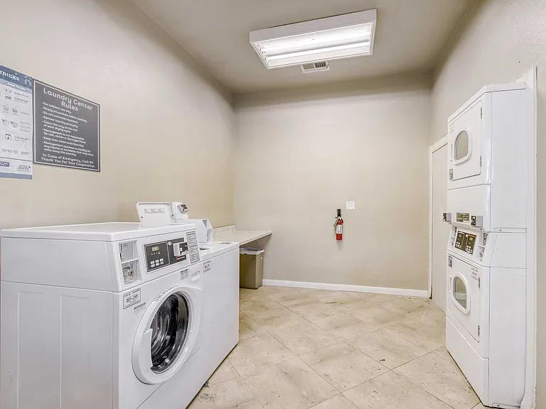 Worthington Point Apartments — Photo 62