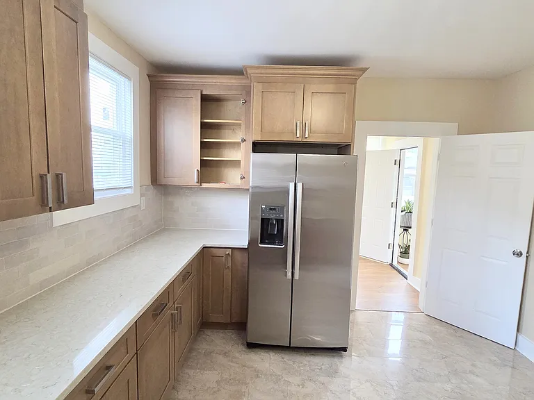 389 New York Ave #1 — Photo 4