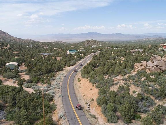 3rd image of 2760 S Metate Dr
