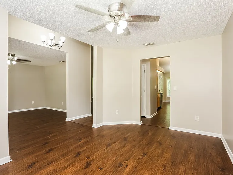 9260 Topohill Ct — Photo 8