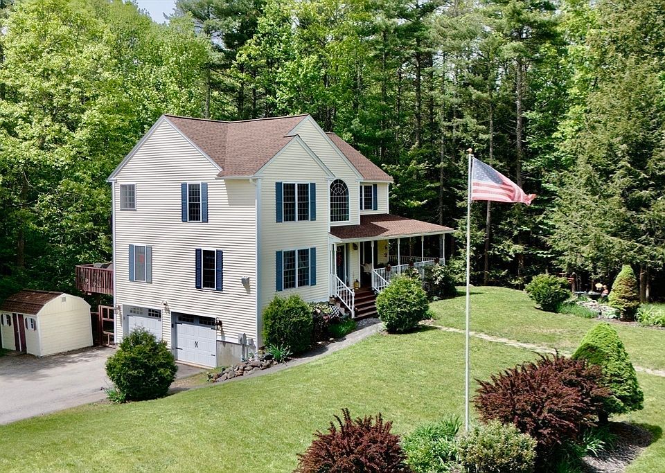 1st image of 6 Loon Rd