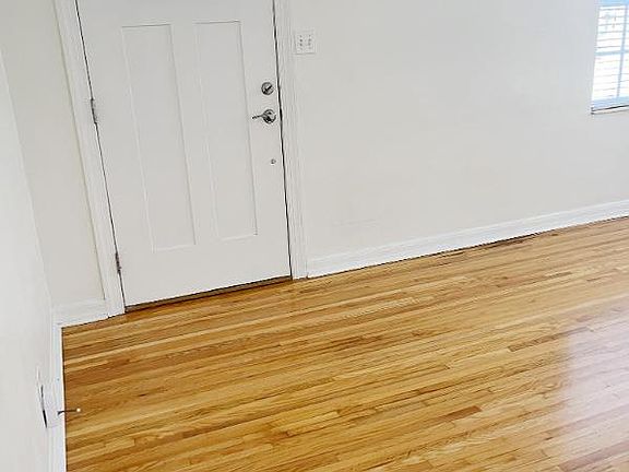 2nd image of 4302 Santiago St