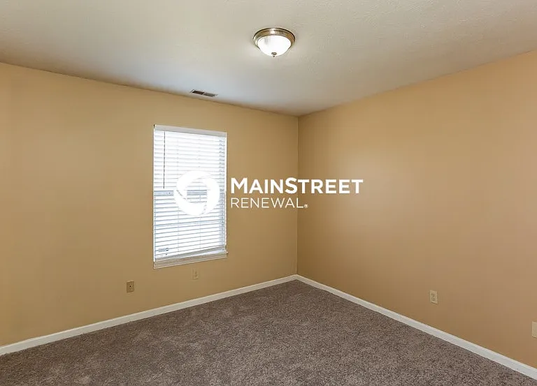 11204 Autumn Creek Ct — Photo 10